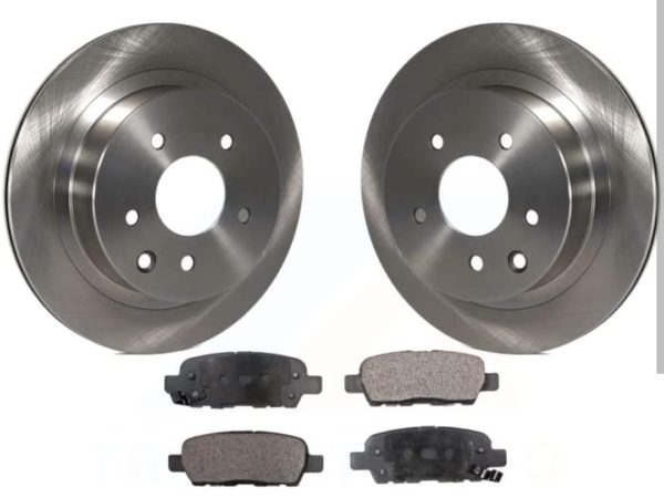 Nissan Elgrand E51 (2002-2010) Rear Brake Discs and Pads Set