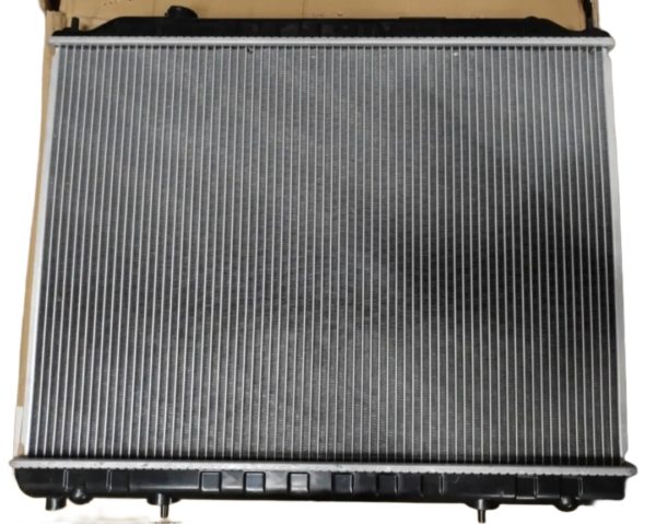 E51 Elgrand Single Fan Radiator (3.5)