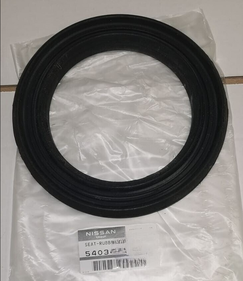 Nissan Elgrand E51 2002-2010 Front Coil Spring Seat Rubber Genuine